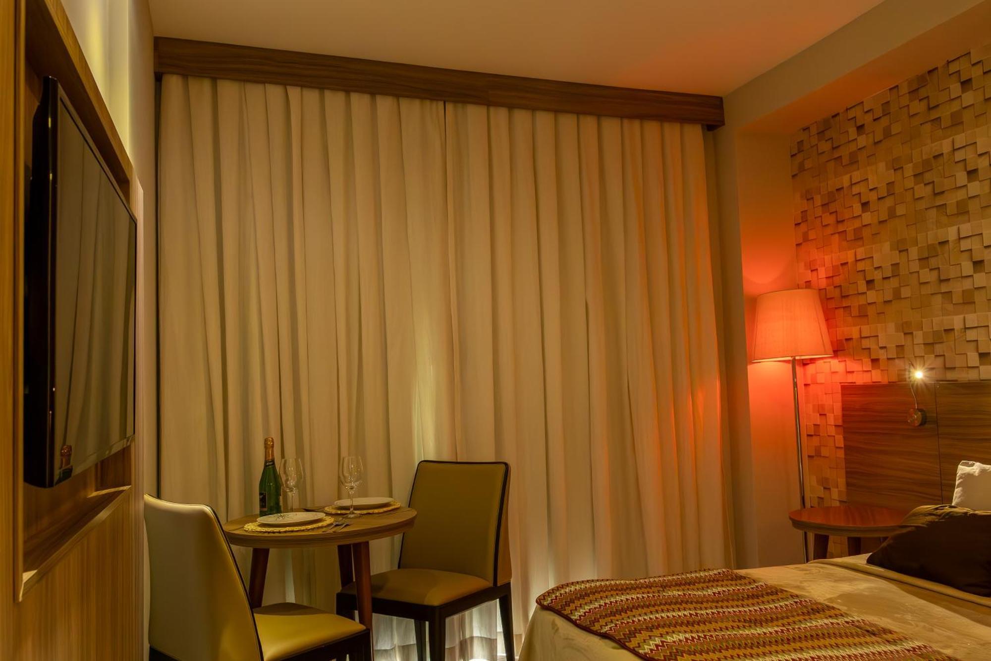 Flat Fusion Itaguai - Conforto E Conveniencia Em Frente A Rodoviaria, Na Linda Costa Verde - Sua Estadia Perfeita! Ngoại thất bức ảnh